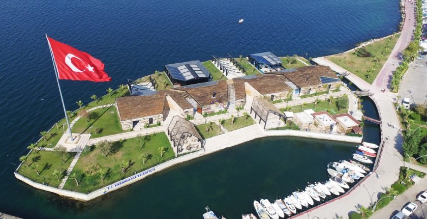 Karamürsel sahili şekilleniyor